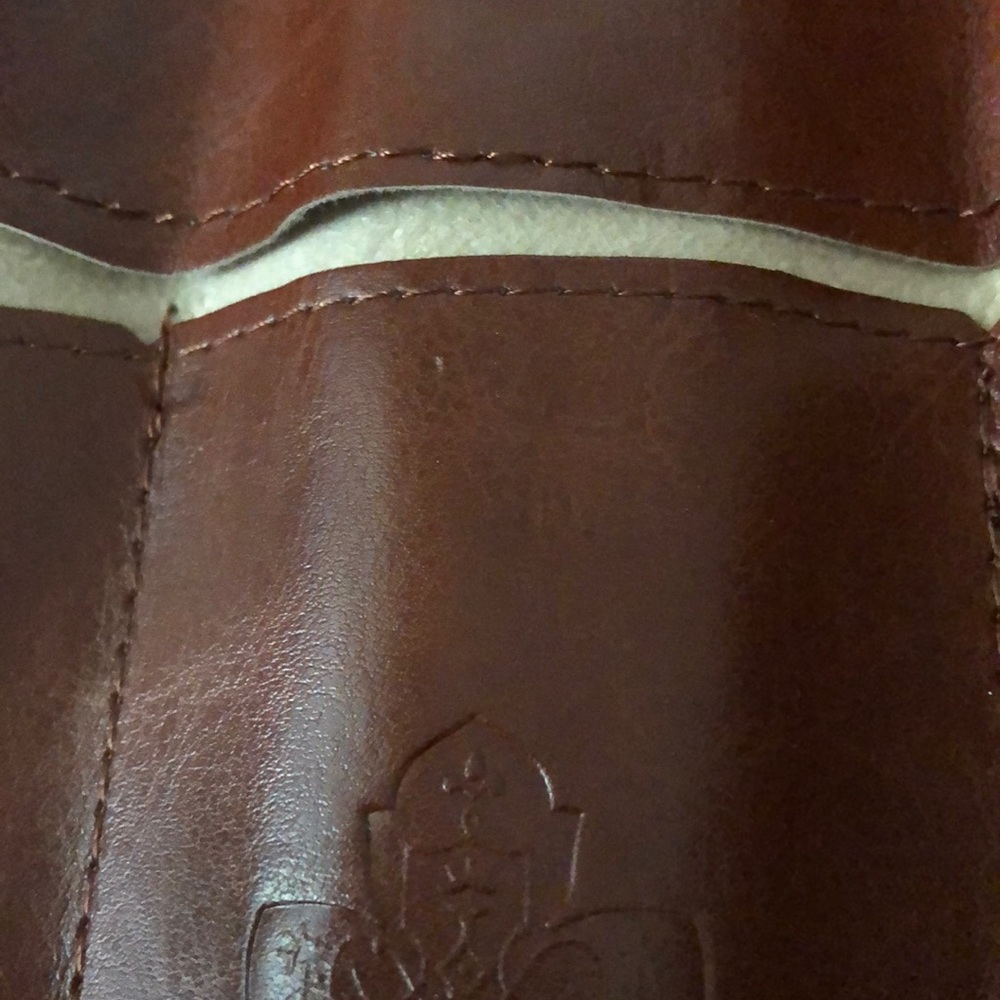 Twilight 3 fold pouch - Picture 7 of 8